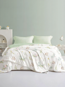 Boyang Home Textile | Convertible Baby Cot Quilt All-Season Silk