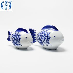 Xin Mingyuan Gốm Sứ Dapu Underglaze Xanh Dương Và Trắng Sứ Cá Chép Các Bức Tượng Nhỏ Trà Thú Cưng Tăng Cường Trí Thông Minh Đồ Trang Trí Trang Trí