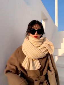 1 PCS Fashionable Winter Womens Windproof Warm Knitted Scarf Extended Thickened Versatile Warm Neck Cover