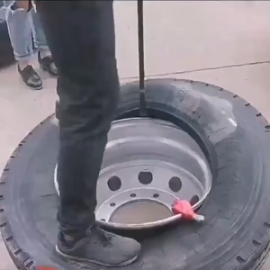 1pcs Heavy Duty Truck/Passenger Tubeless Tire Changing Tool
