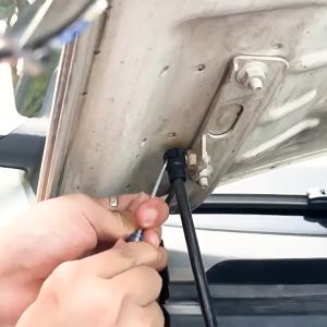 2pcs Suzuki Ertiga Rear Door Stay Rear Hatch Lift Support Dampers For Suzuki Ertiga