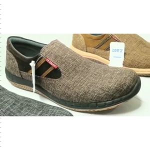 Sepatu Kasual Slip On Pria DBEZ BJ02B | Sepatu Casual Pria | Sepatu Casual Pria Terbaik | Sepatu Slip On Pria | Sepatu Kasual | Sepatu Kasual Pria | Sepatu Slip On Pria | Slip On Pria | Sepatu Pria Casual | Sepatu Slip On Trend | Slip On Sepatu Casual