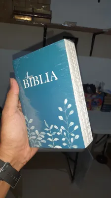 HARD BOUND/ SOFT LEATHER TAGALOG COMPACT WITH THUMB INDEX | TRANSLATED FROM KJV mini bible tagalog versionA