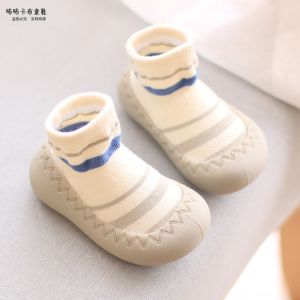 รองเท้าเดินสำหรับเด็กแรกเกิด รองเท้าพื้นเดินฤดูใบไม้ผลิและฤดูใบไม้ร่วง ถุงเท้าเด็กฤดูร้อนสำหรับเด็กอายุ 1 ปี รองเท้าในร่มแบบบาง ไม่หลุดร่วง รองเท้าเด็กแบบสวมสบาย