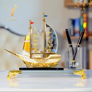 Ống Cắm Bút Hộp Đựng Bút Doanh Nhân Thuyền Thuận Buồm Xuôi Gió Đính Đá Chất Liệu Đồng Mạ Vàng 24K Hộp bút để bàn