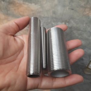 ท่อสแตนเลส 304 ขนาด 246 หุน และ 1 นิ้วประปา เกลียวนอกตลอดท่อ และมีแบบจัดครบชุด เลือกความยาวที่ตัวเลือกสินค้า ท่อไร้รอยต่อ ไร้ตะเข็บ  น็อตล็อคท่อ ยางปะเก็น