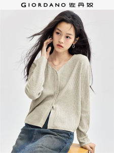 เสื้อคาร์ดิแกนถักบางเฉียบ Giordano สำหรับผู้หญิง ทรงหลวม เอวสูง คอวี แขนยาว ปกติ สีสันสดใส เสื้อคลุมยาวปานกลาง