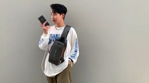 Tas Selempang Fashion Sling Bag Pria with USB Charger Slot & Lock