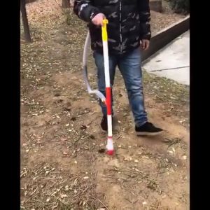 เป้หยอดปุ๋ย เครื่องหยอดปุ๋ย เหล็กกล้าไร้สนิม เครื่องหยอดปุ๋ย เป้หยอดปุ๋ย ไม่ต้องก้มใส่ปุ๋ยอีกต่อไป ถังใส่ปุ๋ย ไม่ต้องก้มให้ปวดหลัง ถังหยอดปุ๋ย (จัดส่งจากประเทศไทย)