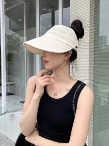 หมวกกันแดดแบบสวมสำหรับผู้หญิงในช่วงฤดูร้อนปี 2024 หมวกตกปลาแบบสวมหัวไร้ร่องรอย หมวกกันแดดแบบมีแถบคาดผม หมวกกันแดดแบบลำลอง