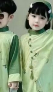 Áo dài cặp cho bé trai bé gái diện tết chất lụa xanh áo dài tết cho bé trai bé gái sz 10-30kg