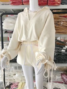 Laid-back BF Style Drawstring Hoodie Womens Casual Beige Streetwear Loose Fit 3D Printed Long Sleeve Crew Neck Sweatshirt