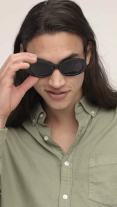 Sunnies Studios Rio (แว่นกันแดดแฟชั่นทรงรี สำหรับยูนิเซ็กส์)