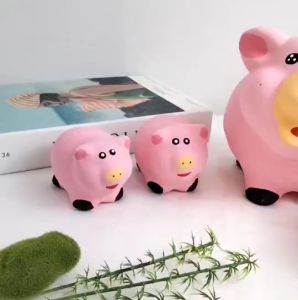 ครอบครัวหมูชมพู ตุ๊กตาเซรามิคแต่งสวน หมูสีขมพู 1 ชุด 5 ตัว