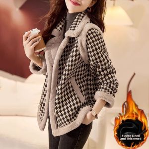 Fashion Elegant Plaid Warm Short Coat