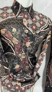 Batik Kekinian: Pilihan Seragam Keluarga yang Cocok