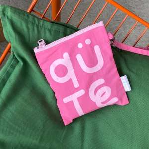 Daily Routine-mini pouch bag(กระเป๋าอเนกประสงค์ใบเล็ก)