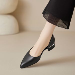 Saturday French Beautiful Not Tired Pointed Toe Womens Single Shoes Spring 2025 New Low Heel Slip-On Casual Fashion Shoes
