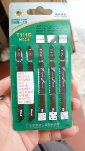 Vỉ Gồm 5 Lưỡi Cưa Lọng T111C Còn Gọi Là Cưa Sọc Chất Liệu HCS Gắn Phù Hợp Hầu Hêt Các Máy Cưa Thụt Dùng Cưa Gỗ