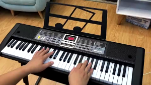 (VIDEO THẬT) Đàn organ đàn piano điện tử 61 phím cao cấp đàn luyện ngón cho người mới tập đàn piano cho bé