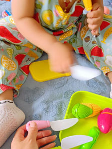 Bộ Đồ Chơi Dao Nhựa Mini Cho Trẻ Em Đồ Chơi Rau Quả Giả Đồ Chơi Giáo Dục Cho Trẻ Em Đồ Chơi Giả Mạo Đồ Chơi Mô Phỏng Đồ Chơi Giáo Dục