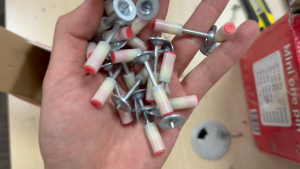 Brand new upgrade 400pcs Manual Steel Nails Gun For Concrete Rivet Tool Steel Rivet Gun Nail Punch Gun Wall Ceiling Artifact Manual Steel Nail Guns Tufting Rivet Tool Concrete Wall