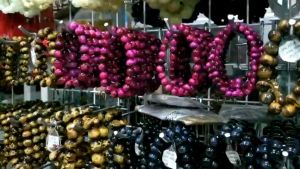 Vòng tay chuỗi đá mắt hổ hồng