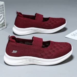 รองเท้าแตะสวมฤดูร้อนสำหรับผู้หญิง ระบายอากาศได้ดี ส้นแบน หัวมน หัวกลม รองเท้าสวมแบบสวมสบายสำหรับผู้สูงอายุ