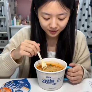 Korean Ramen Bowl Large Ceramic Noodle Bowl Big Capacity Soup Bowl Microwave and Dishwasher Safe Porcelain Bowl Set for Instant Noodles Soup Salad Cereal