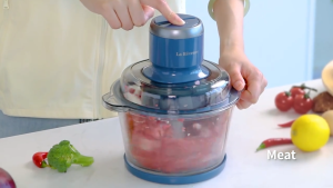 1.7L Multi functional Meat GrinderChopper with 4 Sharp Stainless Steel Blades Dual Speed Electric Mixer Garlic Puree and Egg Mixture Blender
