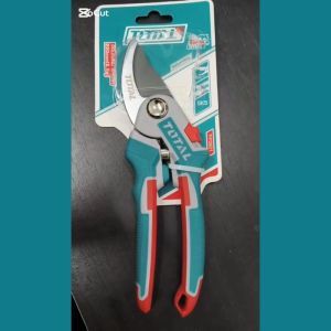 Total THT0601 กรรไกรตัดแต่งกิ่งไม้  ขนาด 8.5 นิ้ว (220 มม.) รุ่นTHT0601 กรรไกรตัดกิ่งรุ่นงานหนัก (Pruning Shear)