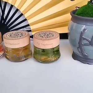 น้ำหอมรถยนต์ น้ำหอมปรับอากาศรถยนต์ น้ำหอมเนื้อบาล์ม บาล์มน้ำหอม น้ำหอมติดรถยนต์