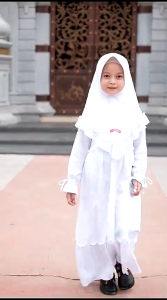 GAMIS ANAK SET HIJAB/GAMIS ANAK PUTIH MANASIK HAJI ANAK SET KRUDUNG