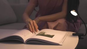 Baseus LED Clip Table Lamp Stepless boleh dimalapkan lampu meja tanpa wayar sentuh USB boleh dicas semula membaca cahaya LED lampu malam lampu Laptop