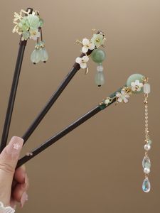 เครื่องประดับผมสไตล์จีนโบราณ ดอกไม้ตกแต่งด้วยขนแกะ ชุดกิ๊บติดผมแบบเรียบง่ายและทันสมัย ​​เครื่องประดับผมสำหรับผู้หญิง