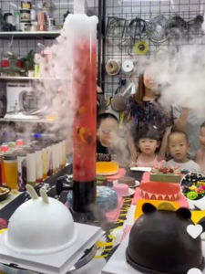 Creative 3l เรืองแสงคอลัมน์เบียร์ Fountain Commercial เครื่องดื่มเครื่องแตะสําหรับ Self-service ร้านอาหารน้ําผลไม้ Barrel Tap เบียร์ Cannon