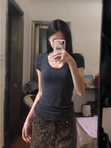 Áo Thun Tay Ngắn Màu Xám Phong Cách Mỹ Cổ Điển Dành Cho Nữ Mùa Hè Ôm Vừa Vặn Tôn Dáng Đa Năng Áo Thun Thường Ngày