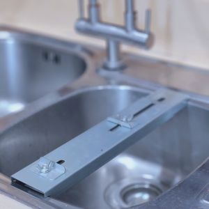 Tatakan Batu Asahan / Penahan Batu Asah Pengasah Metal Holder