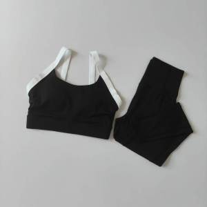 Yoga set high-intensity yoga exercise fitness set womens pocket fitness pants fixed cup underwear