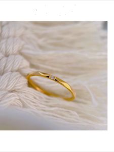 OYJR แหวนสแตนเลสไม่ลอก แหวนเพชรคลื่นน้ำแฟชั่น สำหรับผู้หญิง สวยๆ