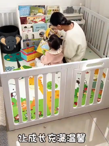 Pagar Plastik Area Bermain Aman untuk Anak Kucing dan Anjing Ruang Eksplorasi yang Terlindungi