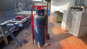 Xe Đẩy Bình Gas 45Kg Xe Kéo Bình Gas 45KG Có Móc Vào Xe Máy