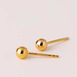 Chow Sang Sang 周生生 999.9 24K Pure Gold Pearl Shaped Stud Earrings for Women 95441E