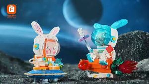 การ์ตูนตุ๊กตา กระต่ายอวกาศ Building Block ของเล่นอนุภาคขนาดเล็กประกอบชุด ของเล่นก่อสร้าง กระตุ้นจินตนาการ