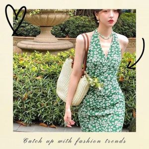 Psion ใหม่ ชุดเดรสผูกคองานสุดแซ่บ สาวๆไม่ควรพลาดใส่แล้วแซ่บมาก ทรงดี ใส่สบายเนื้อผ้าไม่หนาบางเบาเลย ดีเทลลายดอกไม้น่ารักๆเลย