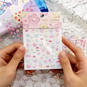 สติ๊กเกอร์สามมิติการ์ตูนสำหรับเด็กลายนูนสติ๊กเกอร์ติดเล็บมีสติ๊กเกอร์ติดเล็บเรืองแสงลายสัตว์คิตตี้น่ารักใหม่5D