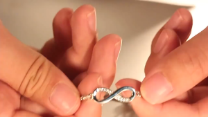 Pharaoh🎀Gelang bentuk angka 8 yang modis/gelang tarik yang dapat disesuaikan/gelang desain paduan ceruk sederhana COD