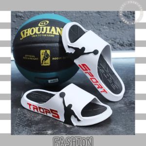 LHMoonlight สต็อกแน่นๆ รองเท้าแตะชาย รองเท้าพื้นนิ่มตัวสกรีนลายด้านข้างโครตเท่บอกเลยผู้ชายสายแฟชั่นห้ามพลาดเด็ดขาดใส่สบาย ราคาสุดคุ้มม รีบเลยยย