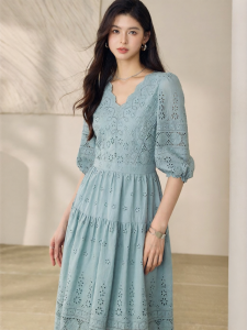Roey s house | Đầm Cotton Thêu Ren Elegance Pháp V-Neck