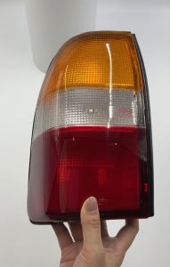 ตราเพชร ไฟท้าย Mitsubishi TRITON / STRADA ปี 1996-2004 มิตซูบิชิ ไทรทัน สตราด้า สตราดา ไดมอนด์ Diamond